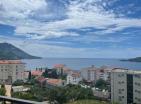 продаје се 1-собни стан у Бечичију са панорамским погледом на море