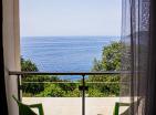 Продато : Студио апартман у прелепом комплексу са панорамским погледом на море