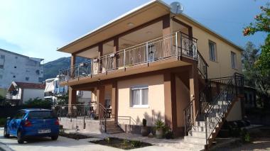 Nova 2 nadstropna hiša za prodajo v baru, okrožje Ilino na popolni lokaciji