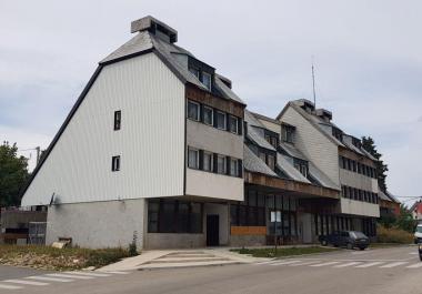 Grande appartamento di 60m2 a Zhablyak 1 + 2 in vendita e ristrutturazione
