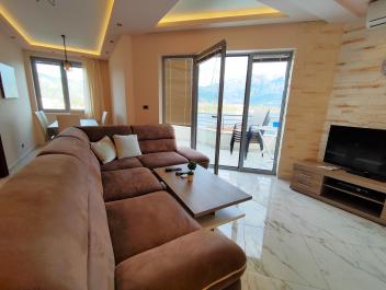 Lux mieszkanie w Durashevichi na sprzedaż z widokiem na morze i parking