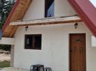 Nouvelle maison en bois à Zabljak pour se reposer ou louer