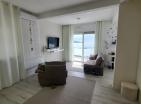 Villa nueva de 205 m2 en Bar con vistas al mar