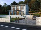 Продава нова къща 160 м2 в Кримовица с голям парцел 1000 м2