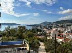 На продају 77 м2 стан у Rafailovici Будва са погледом на море