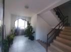 apartamento de 3 dormitorios en Kotor 100 m2 en venta