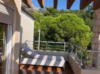 Négy emeleti villa Bar, zelenij Pojas panorámás kilátással