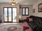 A vendre appartement de 2 étages 118 m2 à Kamenari avec une superbe vue sur la mer