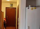 Encantador apartamento amueblado de 60 m2 cerca del mar en Petrovac