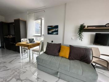 Novo namješten luksuzni studio od 36 m2 u rezidenciji u MIB-u u baru, Crna Gora
