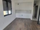 Ndertim i ri apartament me 2 dhoma 42 m2 me parking Ne Ulqin
