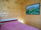 Očarljiva počitniška hiša v Urabljaku s čudovitim razgledom na gore