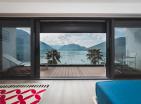 Luxueuse villa de 6 pièces en première ligne avec vue sur la mer et piscine à Morinj, Kotor