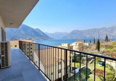Нов 4-стаен апартамент с изглед към морето в красивия доброта, Котор в Алкима Резиденс