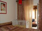Zapanjujući stan s 1 spavaćom sobom u Crnoj Gori površine 64 m2 100 metara od mora, potpuno namješten