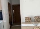 Splendido appartamento con vista mare 48 m2 a Tivat con terreno a soli 500 metri dal mare