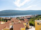 Velkolepý výhled na moře nový byt se 2 ložnicemi 69 m2 v blízkosti moře a Porto Novi