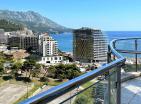 Luksuzni apartma s pogledom na morje 95 m v premium kompleksu Belvedere Residence z bazenom