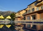 Луксузни трослојни стан од 132 м2 са базеном у резиденцији Монтереи