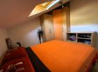 Εκπληκτική duplex 3 υπνοδωμάτια διαμέρισμα στην Ποντγκόριτσα στον τρίτο όροφο