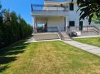 Villa de luxe à Podgorica, Monténégro avec piscine et grand terrain