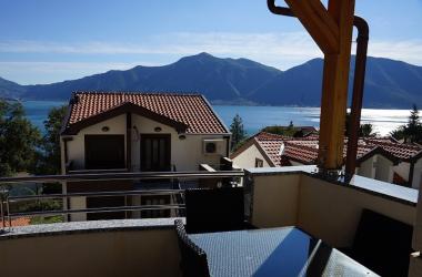 Seaside dream-luxusný dom s viacerými jednotkami v Orahovac, Kotor s výhľadom
