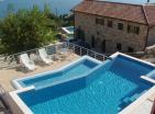 Villa de luxe de 3 étages 200 m2 en Bar avec vue panoramique sur la mer et piscine