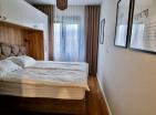 Zcela nový luxe 2 bedroom apartent pouhých 5 minut chůze od moře