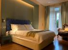 Luksuzni apartma 80 m2 v hotelu Regent, Porto Montenegro