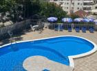 Appartamento da sogno sulla spiaggia a Kotor-Bay residence a Risan con piscina e terrazza
