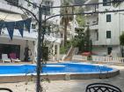 Дрийм Бийч апартамент в Котор-Бей Резиденс в Ризан с басейн и тераса