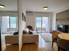 Impresionante apartamento nuevo de 2 dormitorios de 58 m2 con vistas al mar en Budva