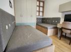 Osupljivo novo 2 spalnici apartma 58 m2 s pogledom na morje v Budvi