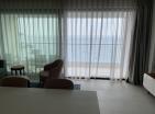 Luxus tengerparti apartman 78 m2 Becici lenyűgöző kényelmi