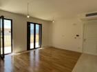 Exclusivo apartamento Tivat de techo alto de 48 m2 cerca de Porto Montenegro