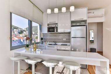 Superbe appartement de 2 chambres 57 m2 à Budva à seulement 200 m de la mer