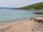 Luxus tengerparti villa Glavaticici medencével a tenger mellett