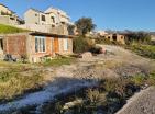 Nova kuća s panoramskim pogledom na more površine 80 m2 u Bečićima, Crna Gora, s velikim zemljištem