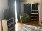 Pamje nga deti apartament 50 m2 në Petrovac me tarracë 350m në plazh