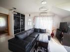 Due camere da letto appartamento 62 m2 in Stoliv con terrase e vista panoramica Kotor Bay