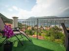 Тристаен апартамент 62 м2 в Столив с панорамна гледка към залива Котор
