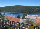 Superbe villa avec vue sur la mer avec 2 terrasses à Bigova avec des jardins luxuriants
