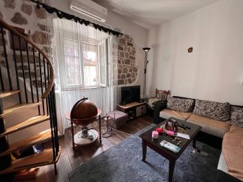 Očarljiv dupleks 60 m2 v zgodovinskem starem mestnem jedru Kotorja