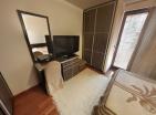 Luxus két hálószobás 75 m2-es lakás Budva parkolóval kiváló helyen
