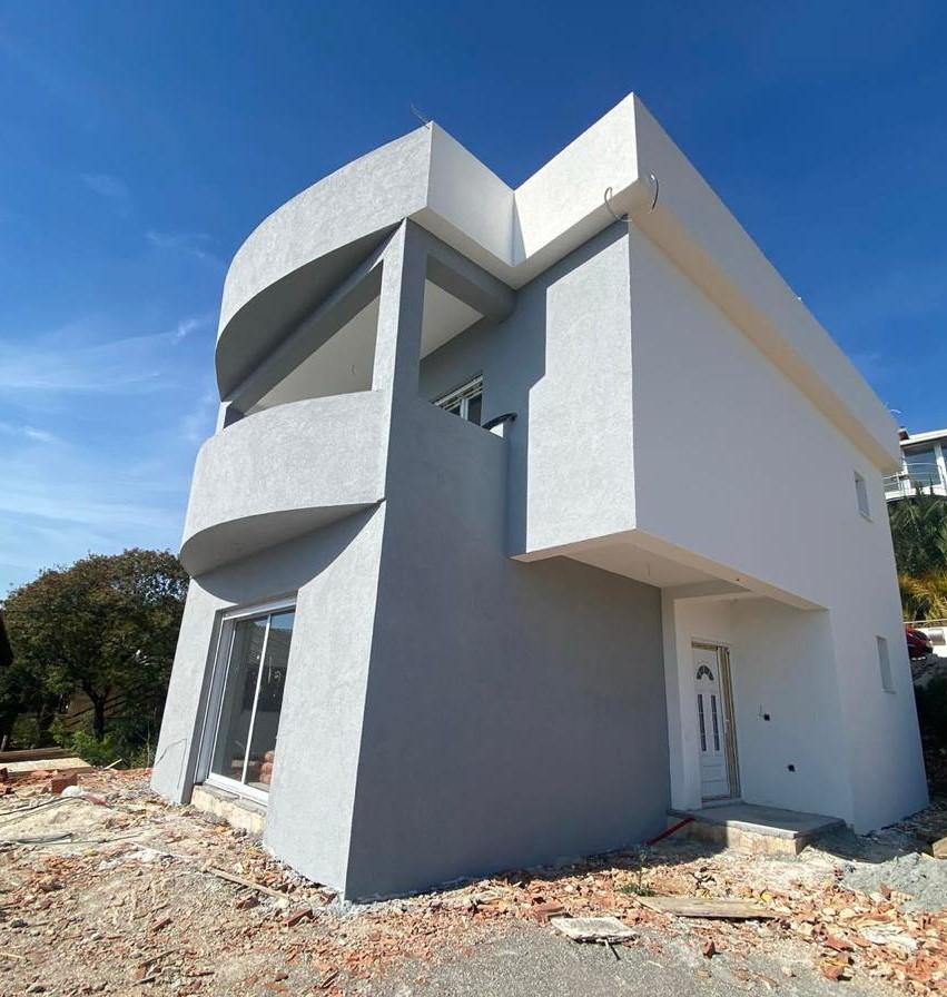 Nueva casa de 140 m2 con vistas al mar en Dobra Voda en una ubicación privilegiada