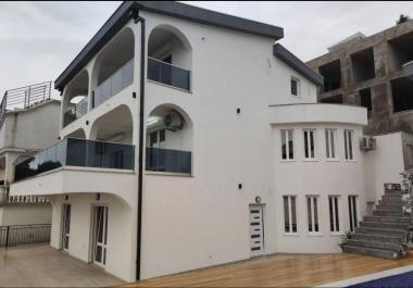  Dům na prodej v Baru