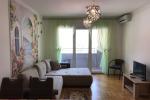 Apartamento de 2 habitaciones en Mainskij manera con diseño exclusivo
