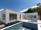 Nova luksuzna vila u Krašićima, Tivat, s panoramskim pogledom na more i bazenom