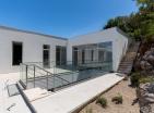 Nova luksuzna vila u Krašićima, Tivat, s panoramskim pogledom na more i bazenom