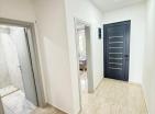 Prijeten pogled na morje 51 m2 Apartma z bazenom v Utjehi